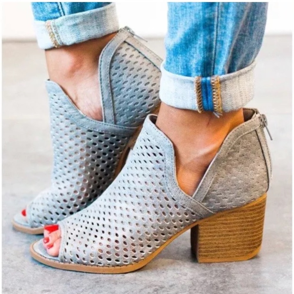 ‘Florence' Booties. - Picture 7 of 7